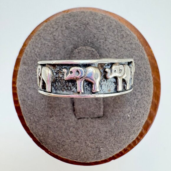 VTG Solid Sterling Silver 925 Elephant Design Cigar Band Ring Size 8 - Picture 3 of 10